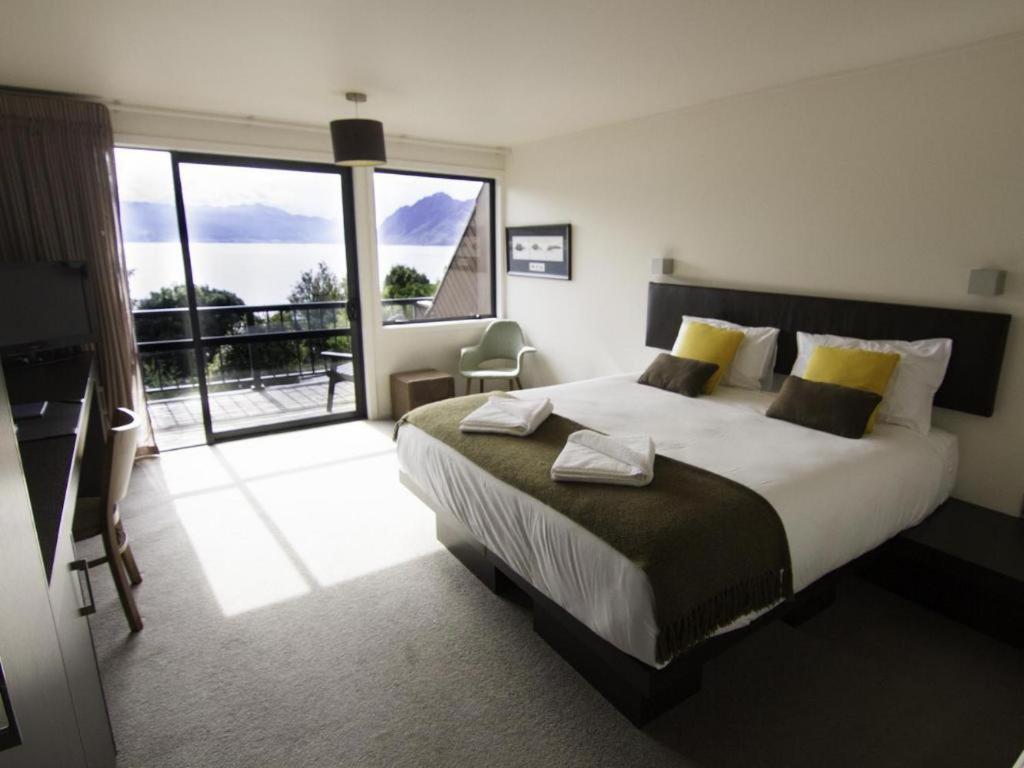 Hawea Hotel Wanaka Exterior photo