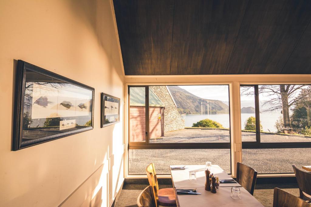 Hawea Hotel Wanaka Exterior photo