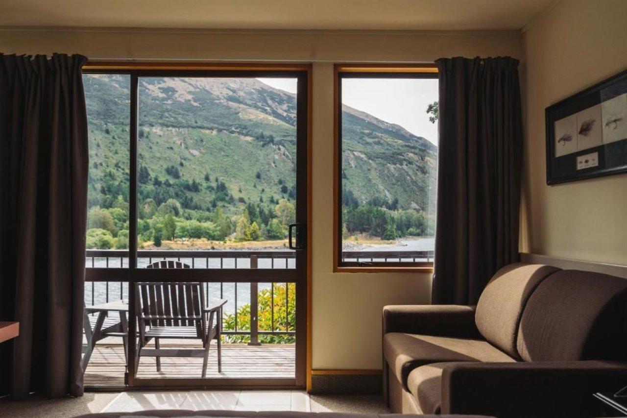 Hawea Hotel Wanaka Exterior photo